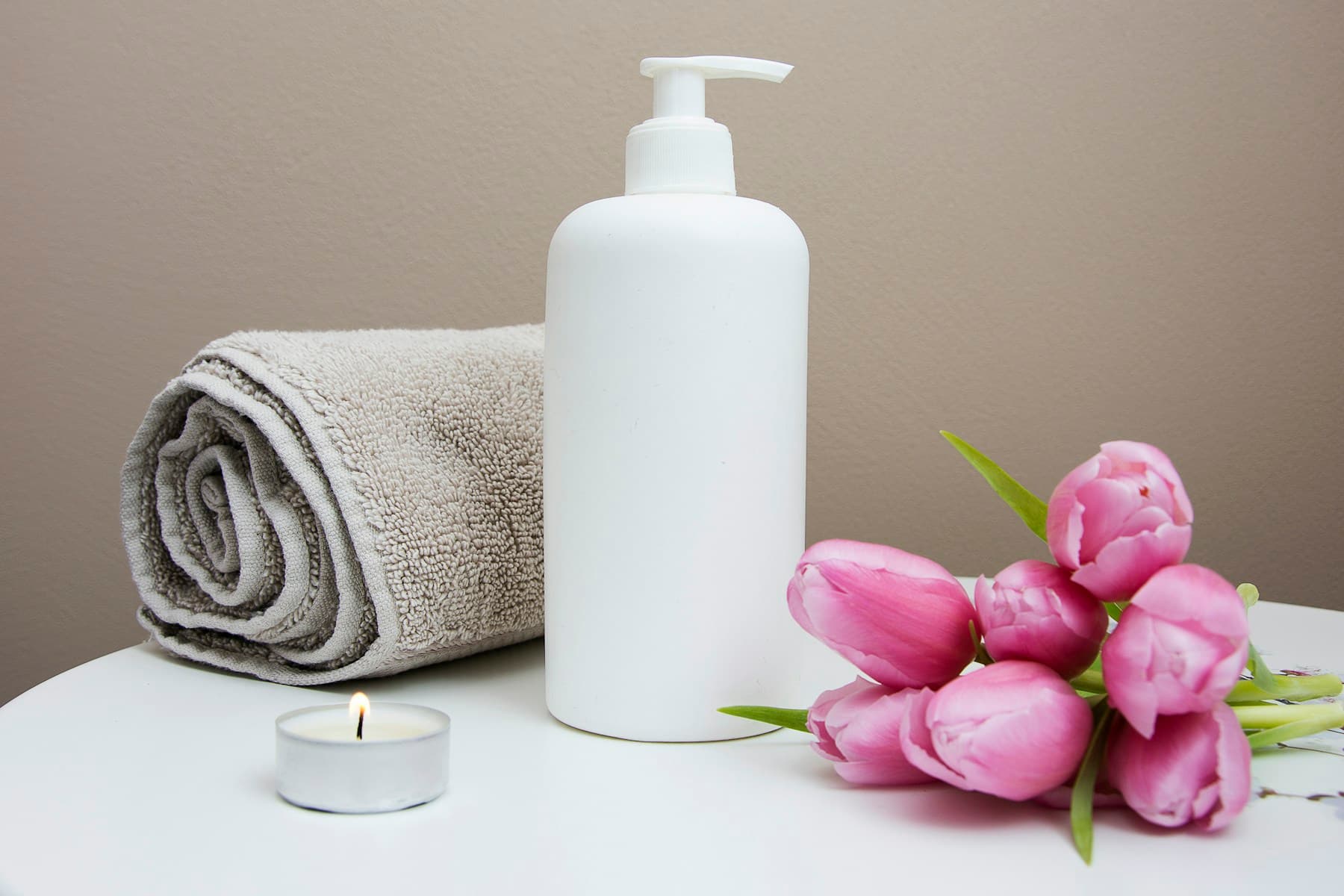 A calm spa setting